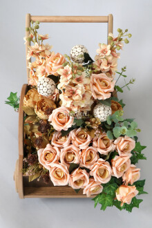 Büyük Boy Ahşap Arabada Yapay Çiçek Aranjmanı Şebboy (40cmx50cmx65cm) - 2