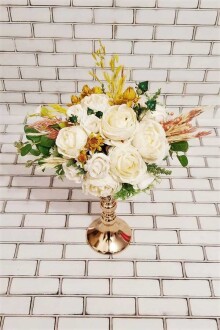 Merlin Beyaz Şakayık Güller ve Kuru Çiçek Şöleni Dekor Kız İsteme Hediyelik Aranjman Beyaz Sarı - Yapay Çiçek Sitesi