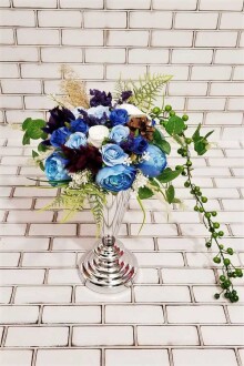 Merlin Mavi Şakayık Güller Dekor Kız İsteme Hediyelik Aranjman Bebek Mavi- Saks Mavi - Yapay Çiçek Sitesi